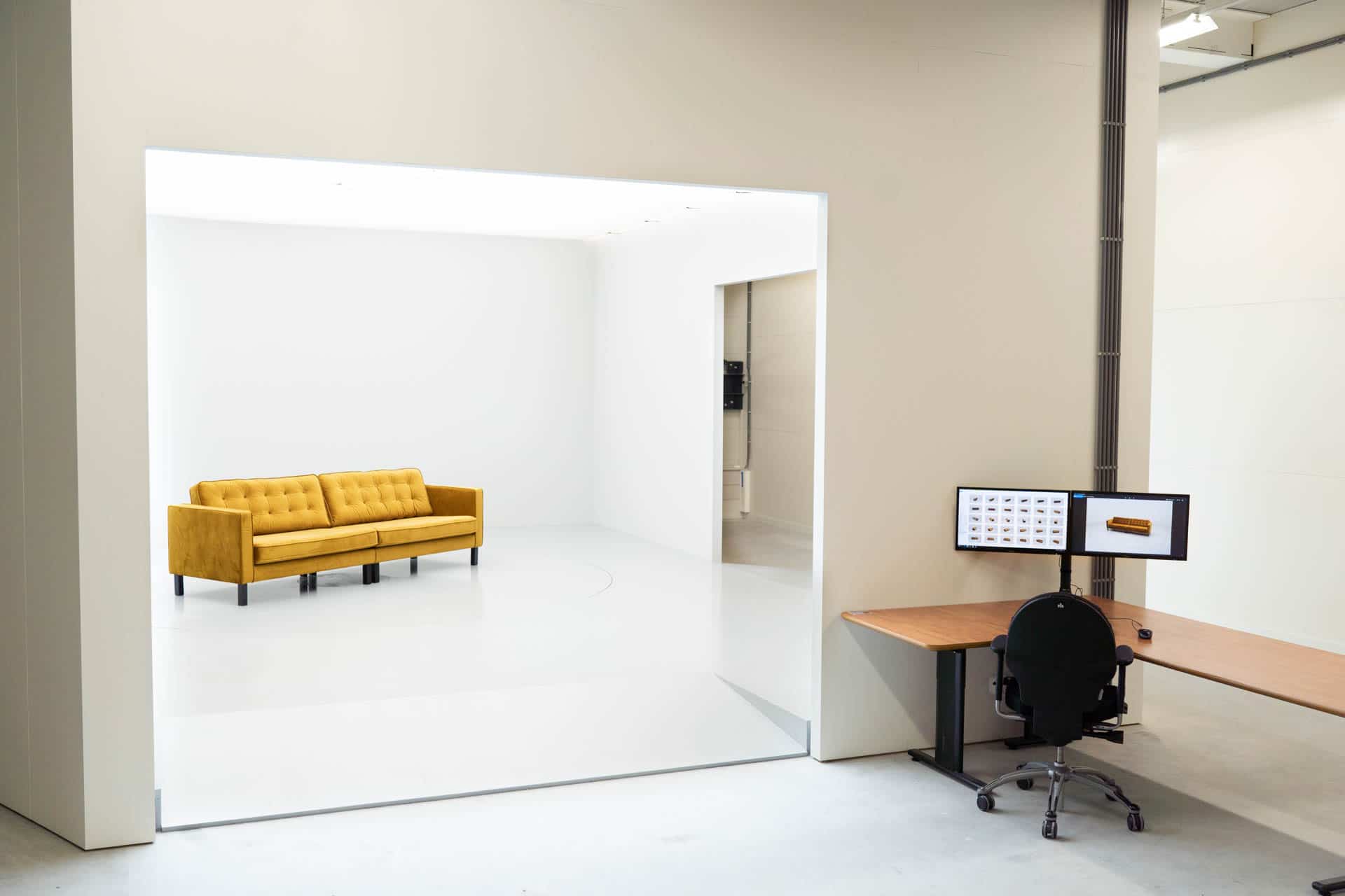 VME Nederland fotografiert Möbel im modernen PhotoMotion Fotostudio